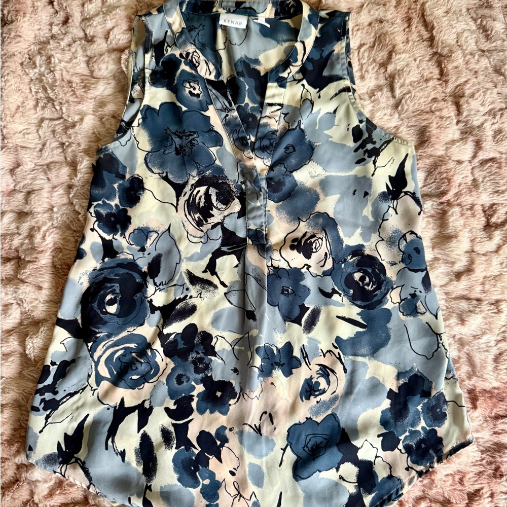 Kenar Blue Sleeveless Buttoned Blouse